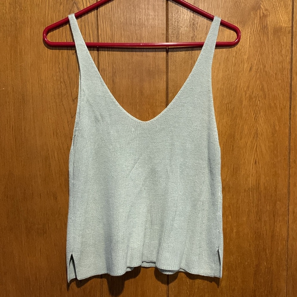 Soft Knit V-Neck Tank - Picture 3 of 7